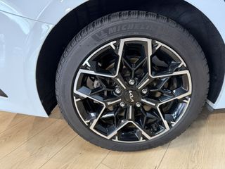 Voertuigafbeelding 36