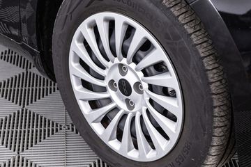 Voertuigafbeelding 19