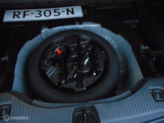 Voertuigafbeelding 9