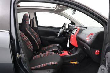 Voertuigafbeelding 12