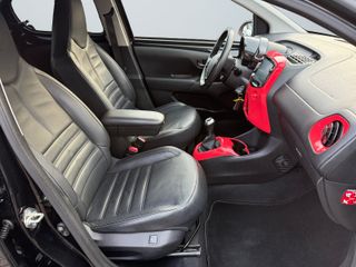 Voertuigafbeelding 9