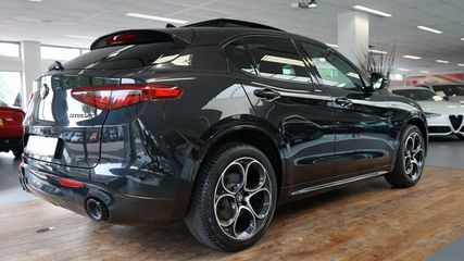 Voertuigafbeelding 12