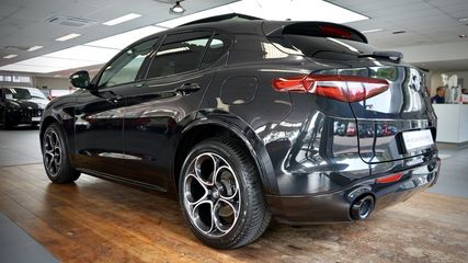 Voertuigafbeelding 8