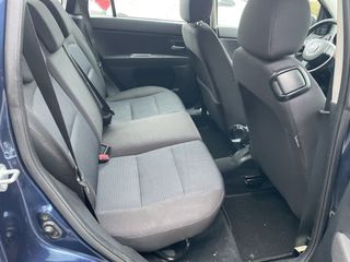 Voertuigafbeelding 6