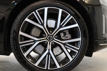 Voertuigafbeelding 6