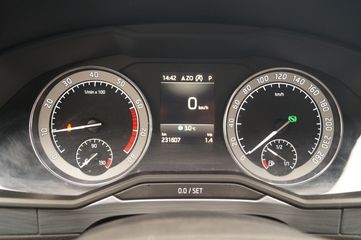 Voertuigafbeelding 9