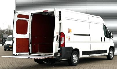 Voertuigafbeelding 3