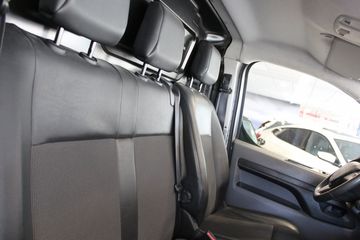 Voertuigafbeelding 10