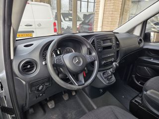 Voertuigafbeelding 12