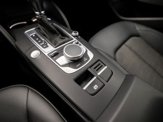 Voertuigafbeelding 24