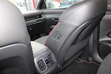 Voertuigafbeelding 23