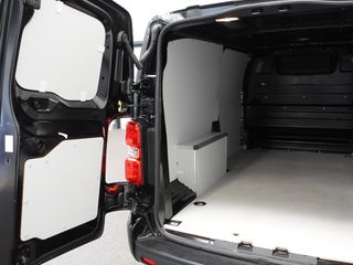 Voertuigafbeelding 32