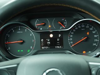 Voertuigafbeelding 11