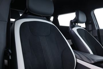 Voertuigafbeelding 4