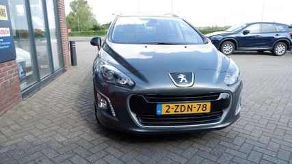 Voertuigafbeelding 6