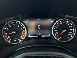 Voertuigafbeelding 19