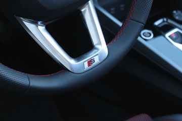 Voertuigafbeelding 33