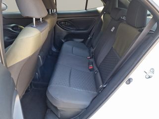 Voertuigafbeelding 12