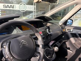 Voertuigafbeelding 17