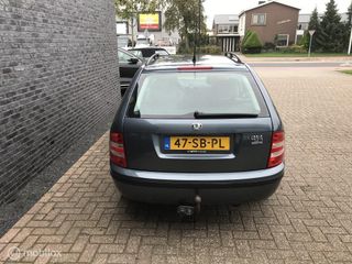 Voertuigafbeelding 4