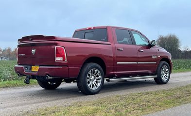 Voertuigafbeelding 4