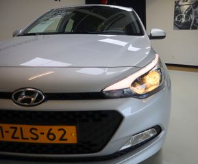 Voertuigafbeelding 16