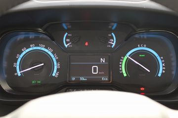 Voertuigafbeelding 13