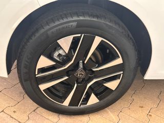 Voertuigafbeelding 28