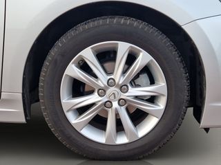 Voertuigafbeelding 31