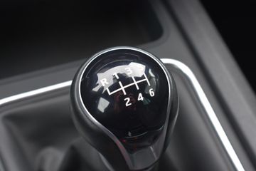 Voertuigafbeelding 16