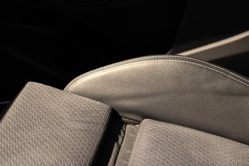 Voertuigafbeelding 35