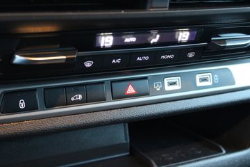 Voertuigafbeelding 17