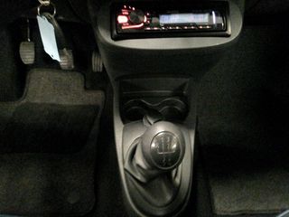 Voertuigafbeelding 9