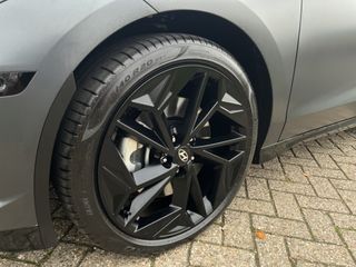 Voertuigafbeelding 8