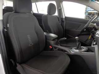 Voertuigafbeelding 6