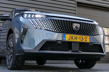 Voertuigafbeelding 9