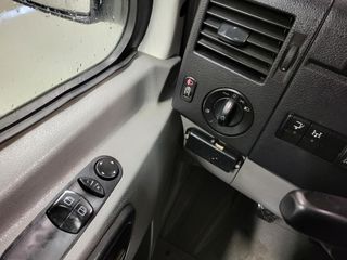 Voertuigafbeelding 12