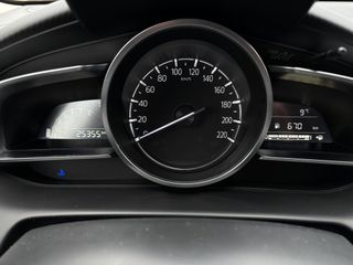 Voertuigafbeelding 9