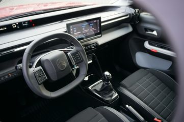 Voertuigafbeelding 10