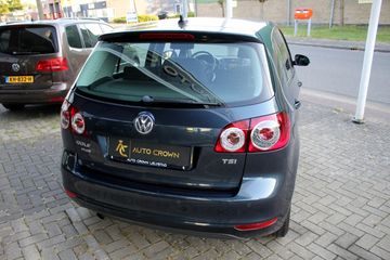 Voertuigafbeelding 4