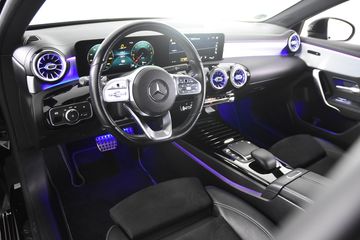 Voertuigafbeelding 16