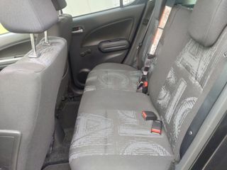 Voertuigafbeelding 19