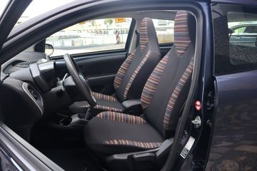 Voertuigafbeelding 8