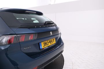 Voertuigafbeelding 8