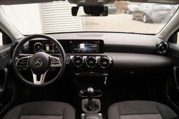 Voertuigafbeelding 8