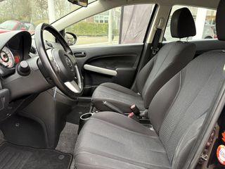 Voertuigafbeelding 9