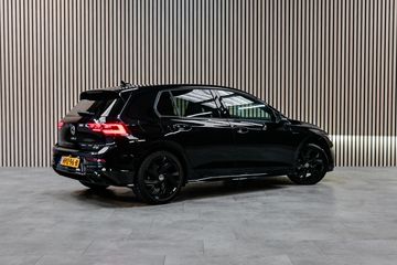 Voertuigafbeelding 1