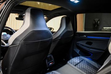 Voertuigafbeelding 17