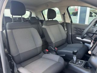 Voertuigafbeelding 21