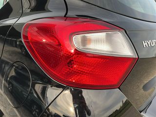 Voertuigafbeelding 9